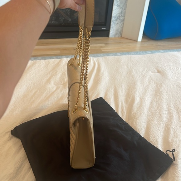 *LIKE NEW* Saint Laurent Large Monogram Matelasse Shoulder Bag in Nude Powder - Picture 6 of 8